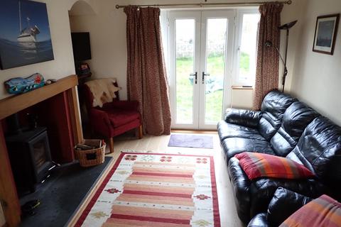 3 bedroom semi-detached house to rent, Halkon Crescent, Narberth