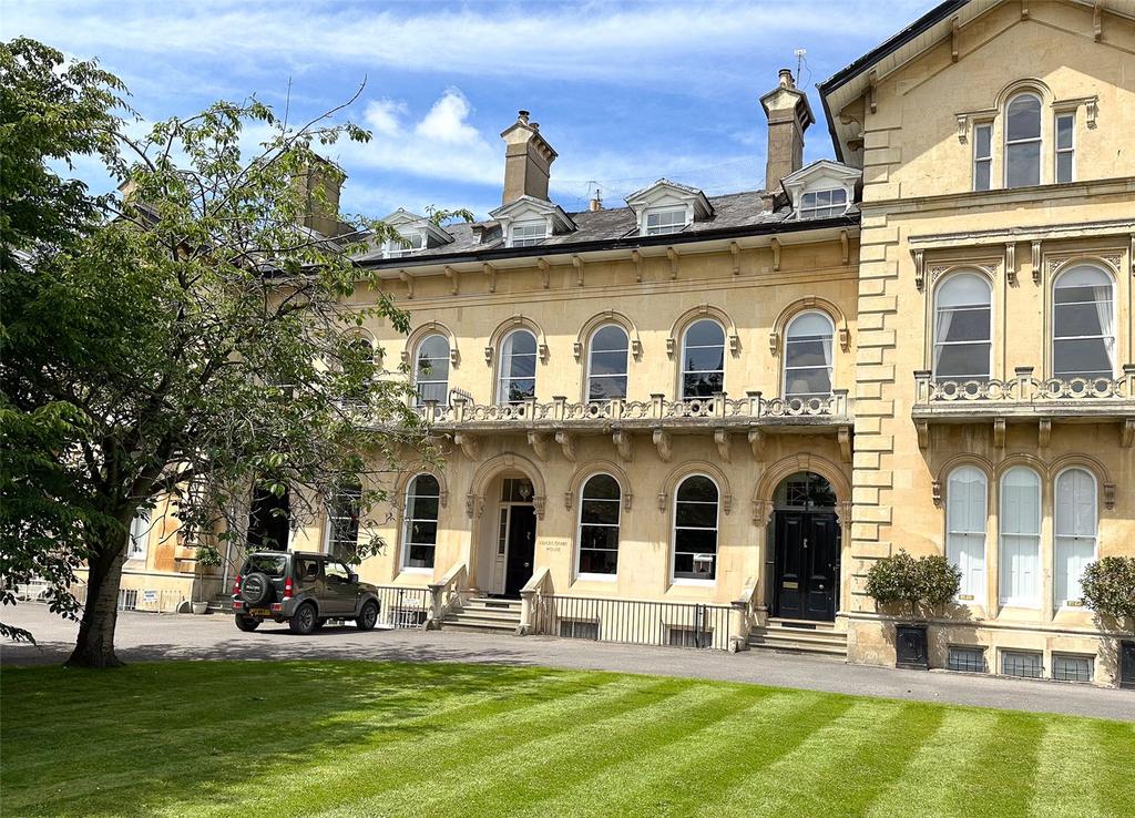 Stunning Town House