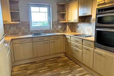 3 bedroom flat to rent, Reiver Court, Carlisle, CA3