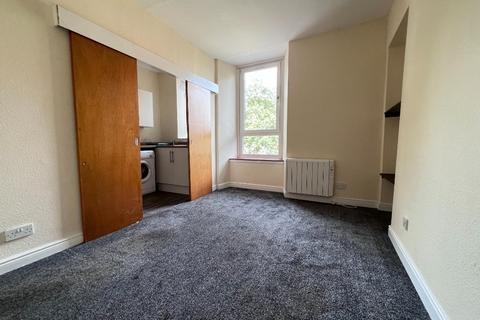 1 bedroom flat to rent, Polepark Road, Dudhope, Dundee, DD1