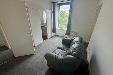 1 bedroom flat to rent, Polepark Road, Dudhope, Dundee, DD1