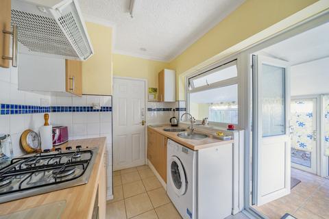 1 bedroom bungalow for sale, The Dell, Bognor Regis, West Sussex