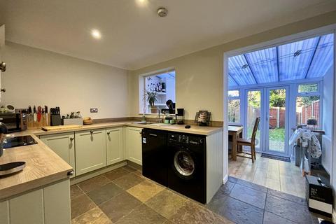 2 bedroom terraced house for sale, The Cedars, Fleet GU51