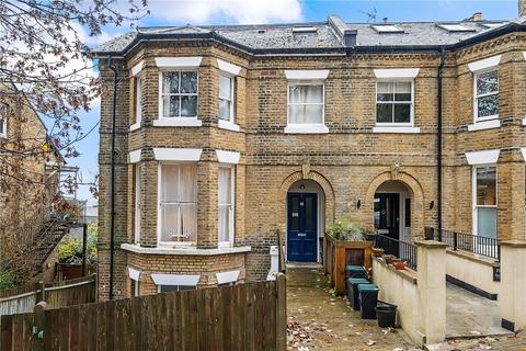 Flat A, 31 Cintra Park, Upper Norwood, London, SE19 2LQ