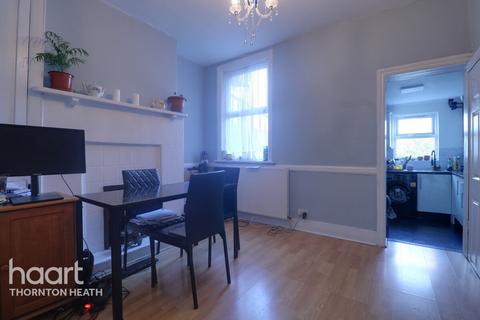 4 bedroom terraced house for sale, Rothesay Road, London