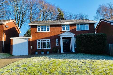 4 bedroom detached house to rent, Huxley Close, Macclesfield (8)