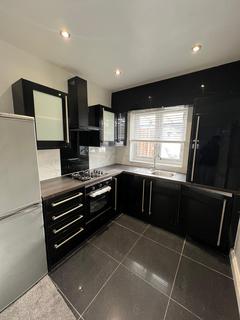 2 bedroom maisonette to rent, Chigwell, IG7