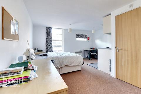 1 bedroom flat for sale, Purbeck House, Purbeck Road, Cambridge