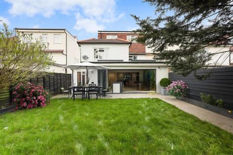 5 bedroom flat for sale, The Vale, Golders Green, London