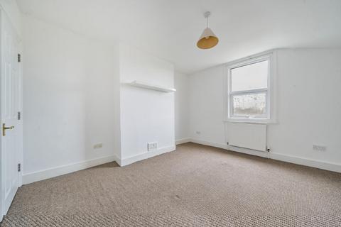 3 bedroom flat for sale, Hawarden Grove, Herne Hill