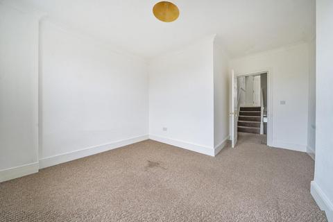 3 bedroom flat for sale, Hawarden Grove, Herne Hill