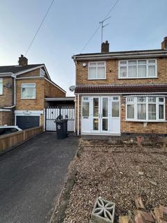 3 bedroom semi-detached house to rent, 3 Bed Semi – Detached House – Baycliffe Close Leicester, LE3 9BE. £1050 PCM