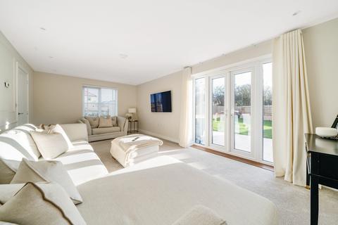 4 bedroom detached house for sale, Tayberry Way, Whittlesey, Peterborough, Cambridgeshire