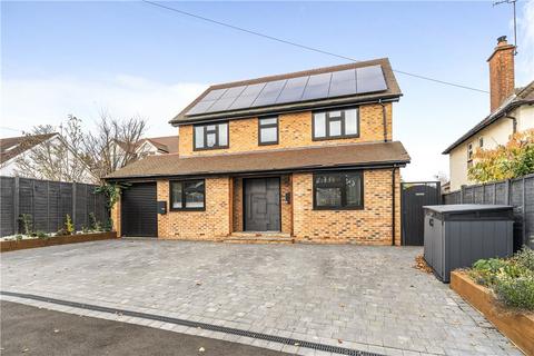 5 bedroom detached house for sale, Florence Road, Fleet, Hampshire