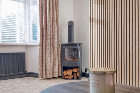 85 Barn Lane, Solihull, B92 7NB