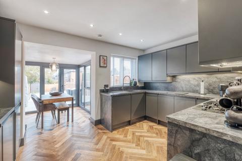 85 Barn Lane, Solihull, B92 7NB