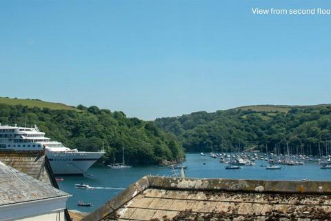 2 bedroom character property for sale, Esplanade, Fowey