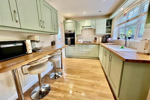 4 bedroom detached house for sale, St. Georges Gate, Middleton St. George, Darlington