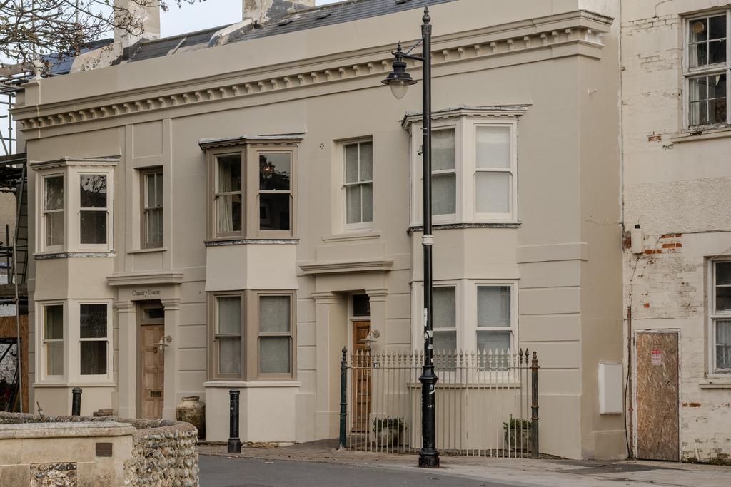 242555 20241105 chantry house shoreham 47 hi ...