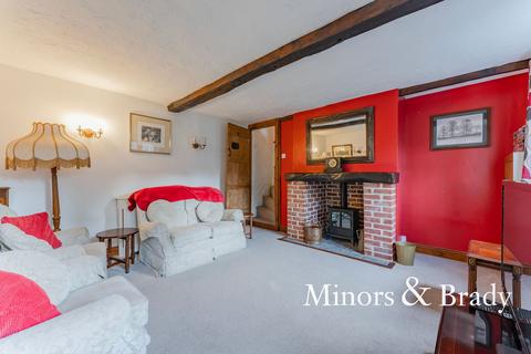 2 bedroom semi-detached house for sale, King Street, Winterton-On-Sea