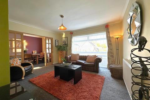 3 bedroom detached bungalow for sale, Sheldrake Road, Newark