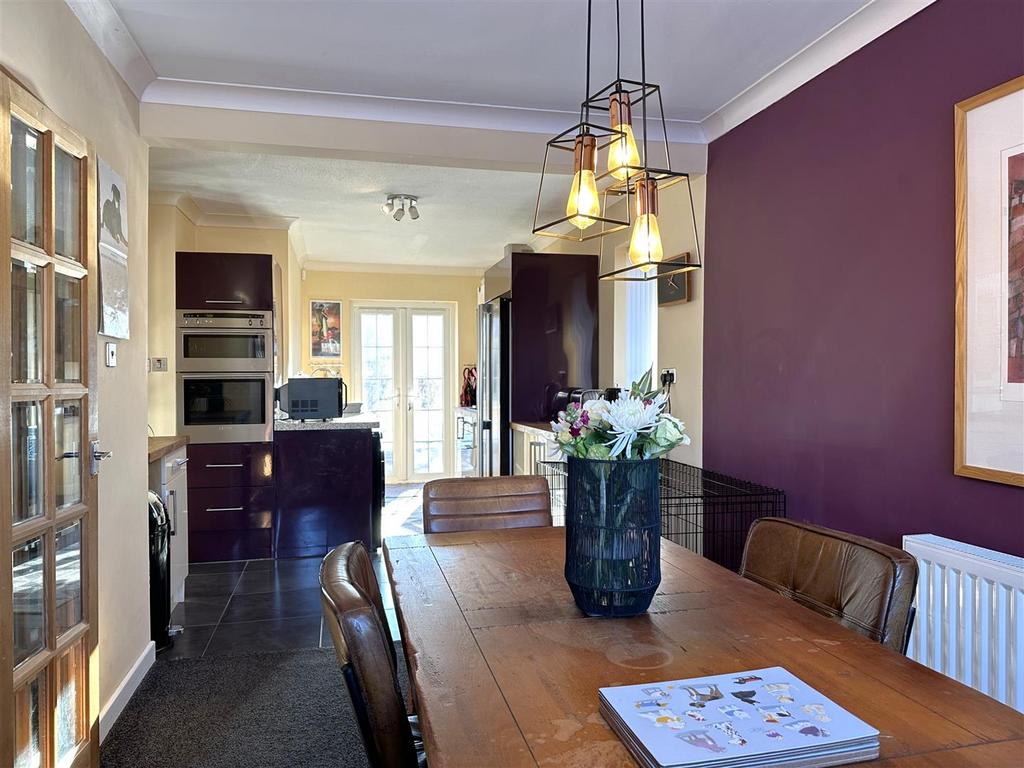 Open plan dining kitchen