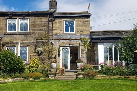 3 bedroom cottage for sale, Littlemoor, Bradford BD13