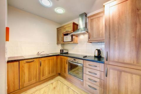 1 bedroom flat to rent, Citipeaks, East Quayside,