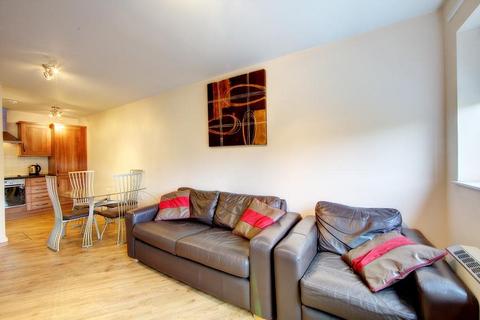 1 bedroom flat to rent, Citipeaks, East Quayside,