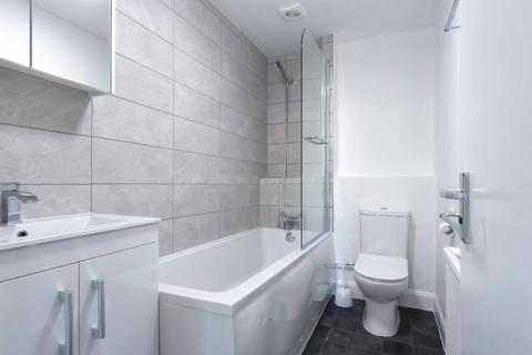 1 bedroom flat for sale, Belsize Park NW3