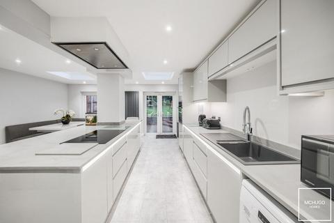 undefined, Niall Close, Edgbaston B15