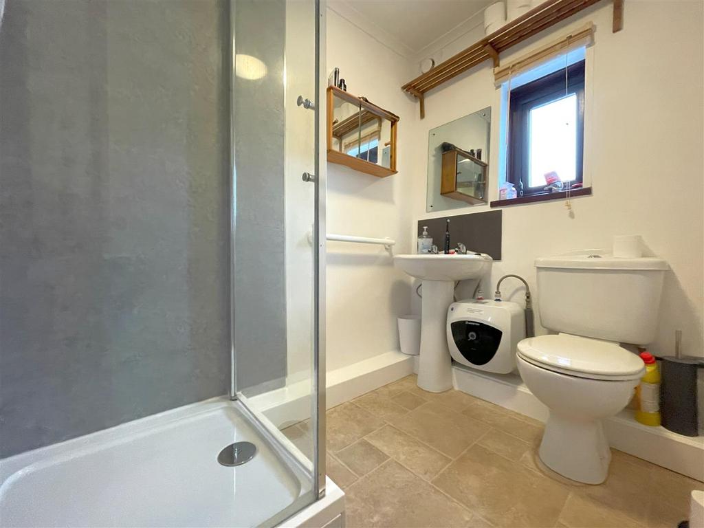 Shower room.jpg