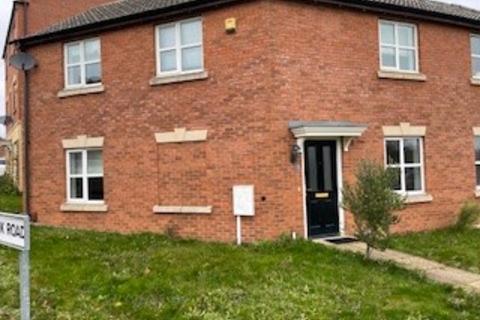 3 bedroom terraced house to rent, Heritage Way, Hamilton, Leicester, LE5