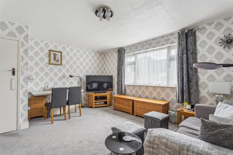 1 bedroom flat for sale, Brambleside, High Wycombe HP11