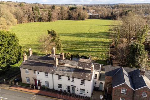 4 bedroom end of terrace house for sale, Lewes Road, Forest Row RH18