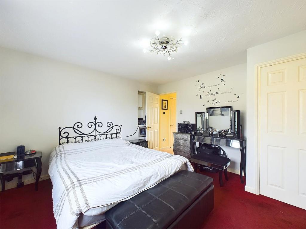 CAM01268 G0-PR0251-STILL015.jpg