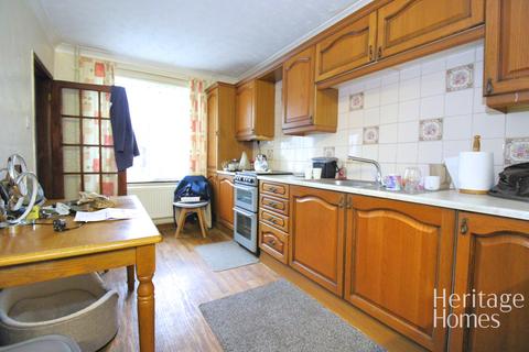 3 bedroom terraced house for sale, Barnes Close, Norwich, NR7 9DU