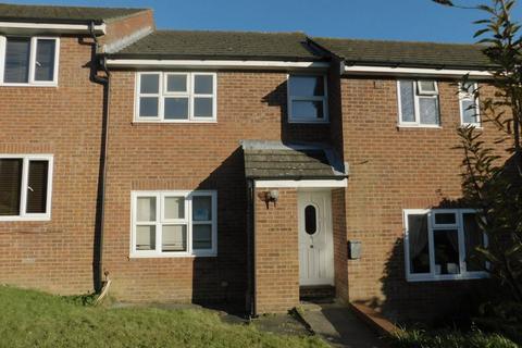 3 bedroom terraced house to rent, Woodspring Close, St Leonards