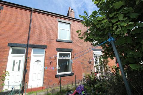 3 bedroom terraced house to rent, George Street, Horwich