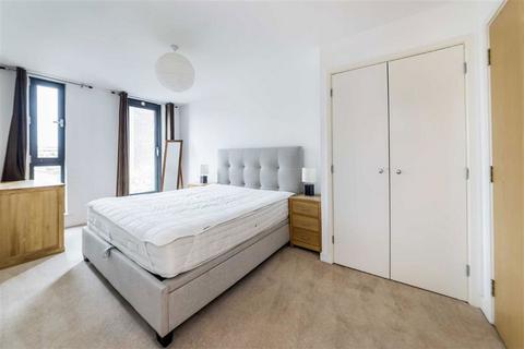 2 bedroom flat to rent, Webber Street, London SE1