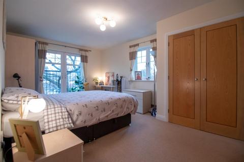 2 bedroom flat for sale, Bucknell Close, Solihull