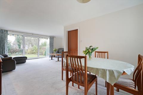 16 Middlefield Close, Sheffield, S17 3AR