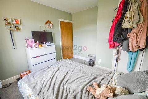 15 Halsall Road, Sheffield, S9 4JF