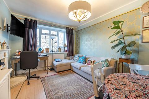 1 bedroom flat for sale, Caistor Road, Balham