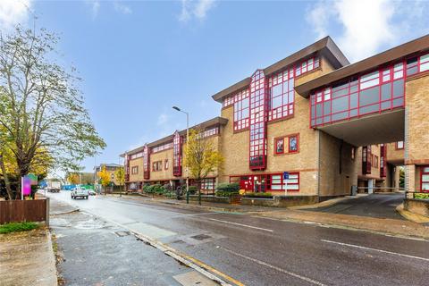 1 bedroom apartment for sale, London Road, Romford, RM7