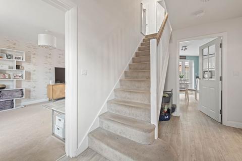 27 Beaumaris Way, Grantham, NG31 8WP