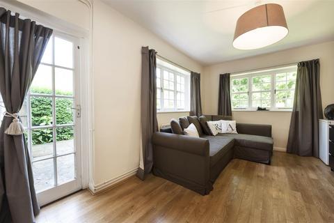 5 bedroom semi-detached house to rent, ROTHERWICK ROAD, NW11