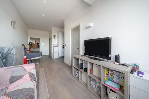 1 bedroom flat for sale, Slough,  Berkshire,  SL1