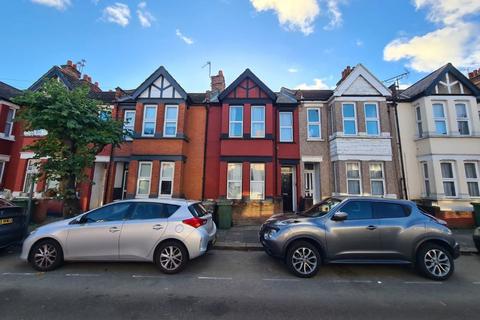 8 bedroom terraced house for sale, 92 Herga Road, Harrow, Middlesex, HA3 5AT