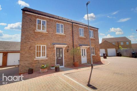 2 bedroom semi-detached house for sale, Briar Grove, Ely